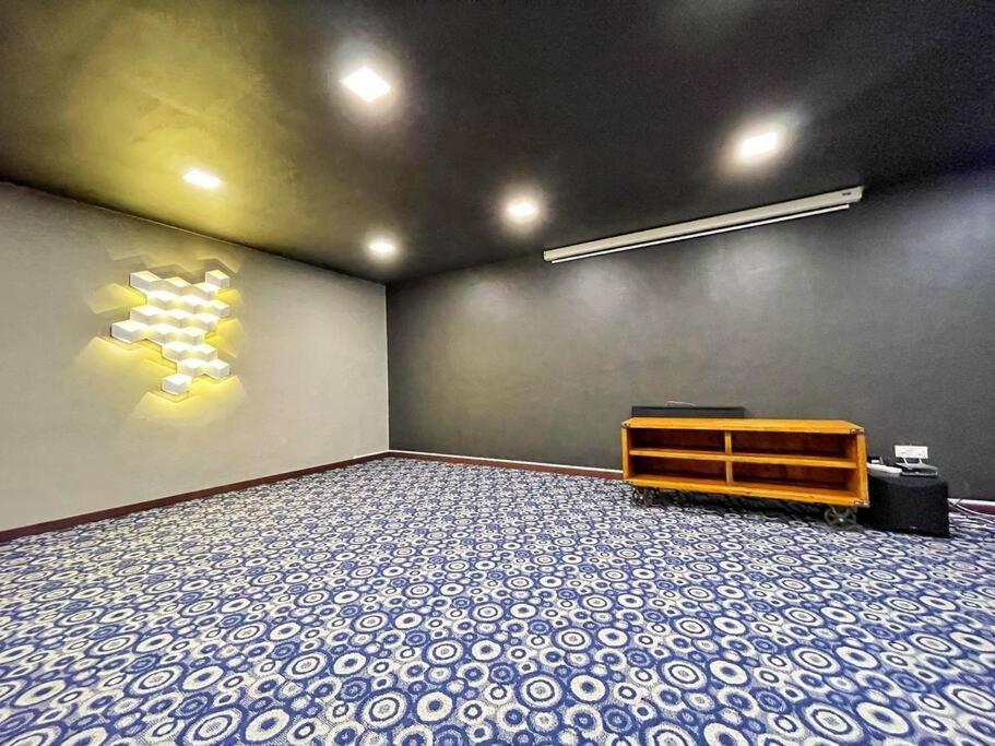 Teo Resident 2 Vivacity Jazz Suite 4 كوشنج المظهر الخارجي الصورة